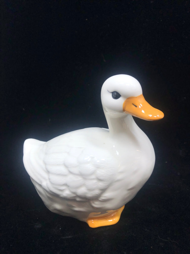 WHITE GLAZED DUCK.