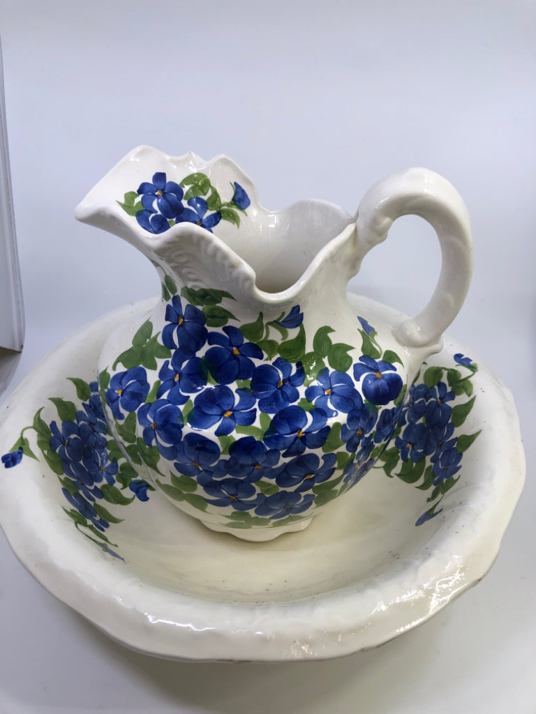 VTG BLUE FLOWERED CERAMIC PITCHER & BASIN.