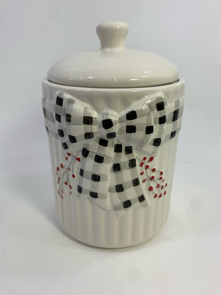 CERAMIC COOKIE JAR W/PLAID BOW.