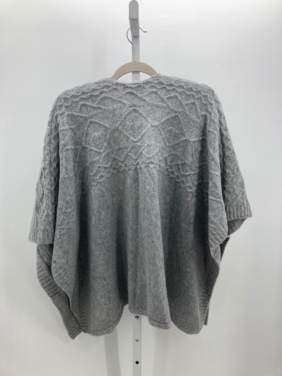 cupcakes & cashmere Size Medium Misses Cardigan