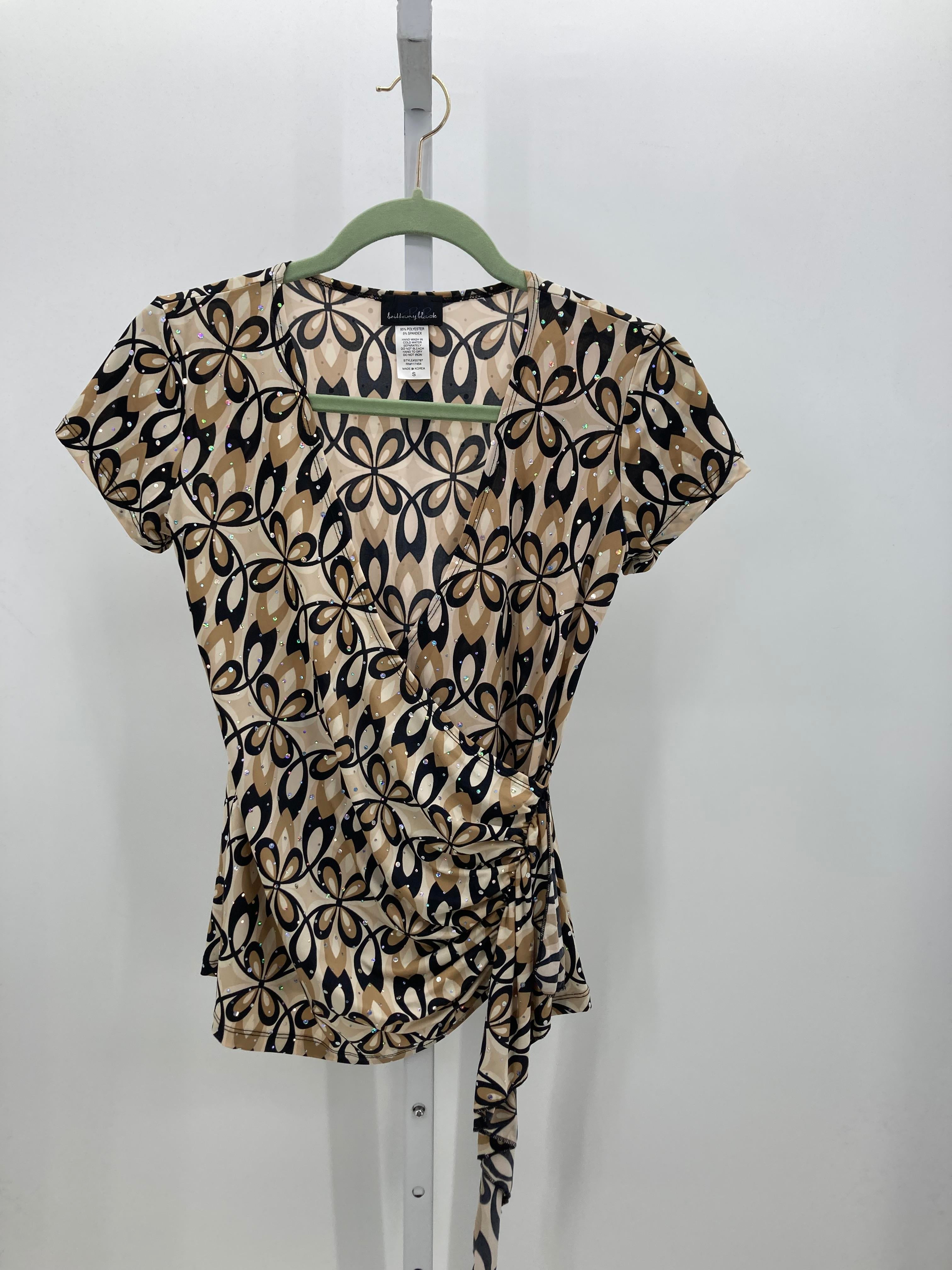 Brittany Black Size Small Misses Short Sleeve Shirt