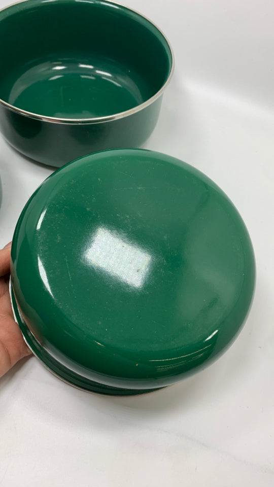 3PC NESTING GREEN BOWLS W/SILVER RIM.