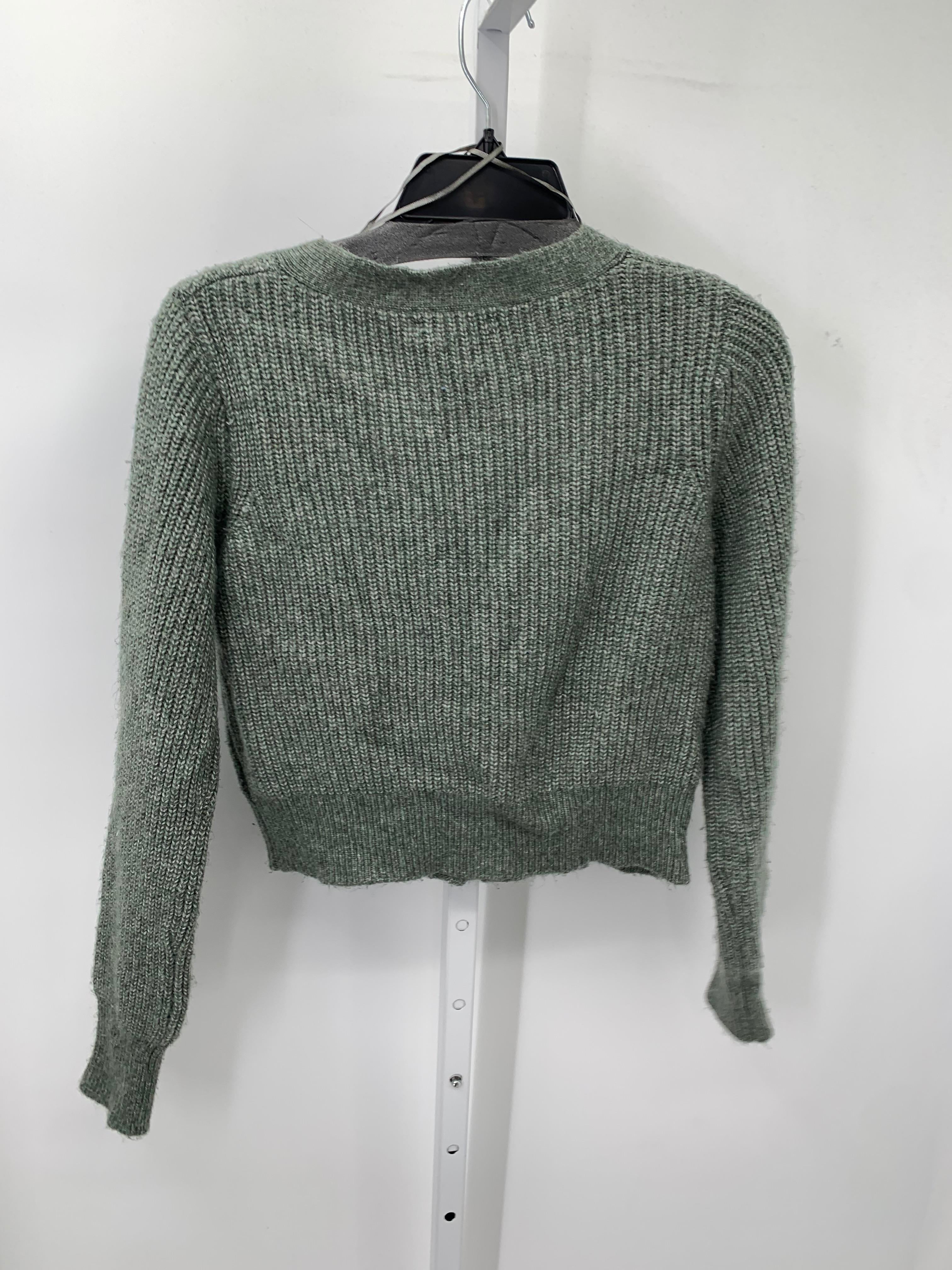 Size Small Juniors Long Sleeve Sweater