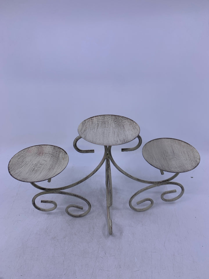 WHITE METAL DISTRESSED 3 SLOT PILLAR CANDLE HOLDER.