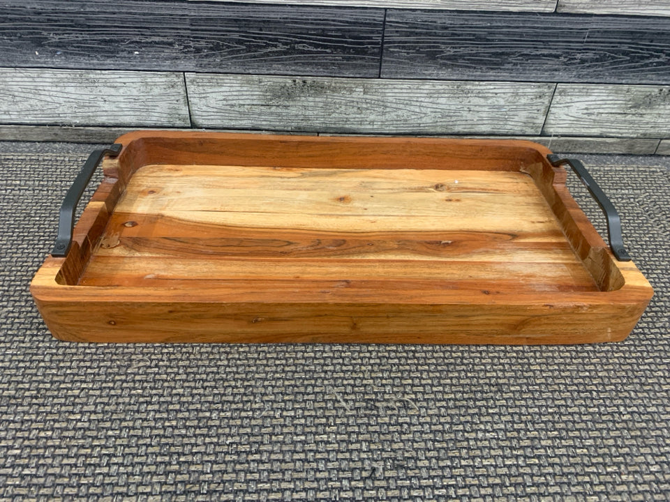 LG WOODEN TRAY METAL HANDLES.