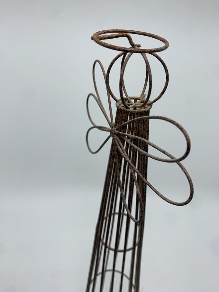 LG BROWN WIRE ANGEL SHELF DECOR.