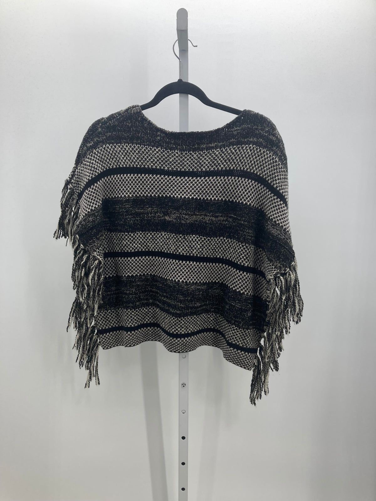 Lucky Brand Size Medium Misses Poncho