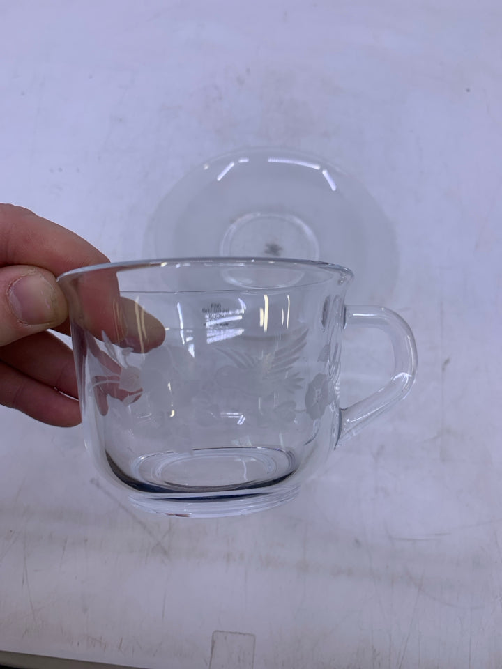 FROSTED PLATE CLEAR CUP W/ HUMMING BIRD.