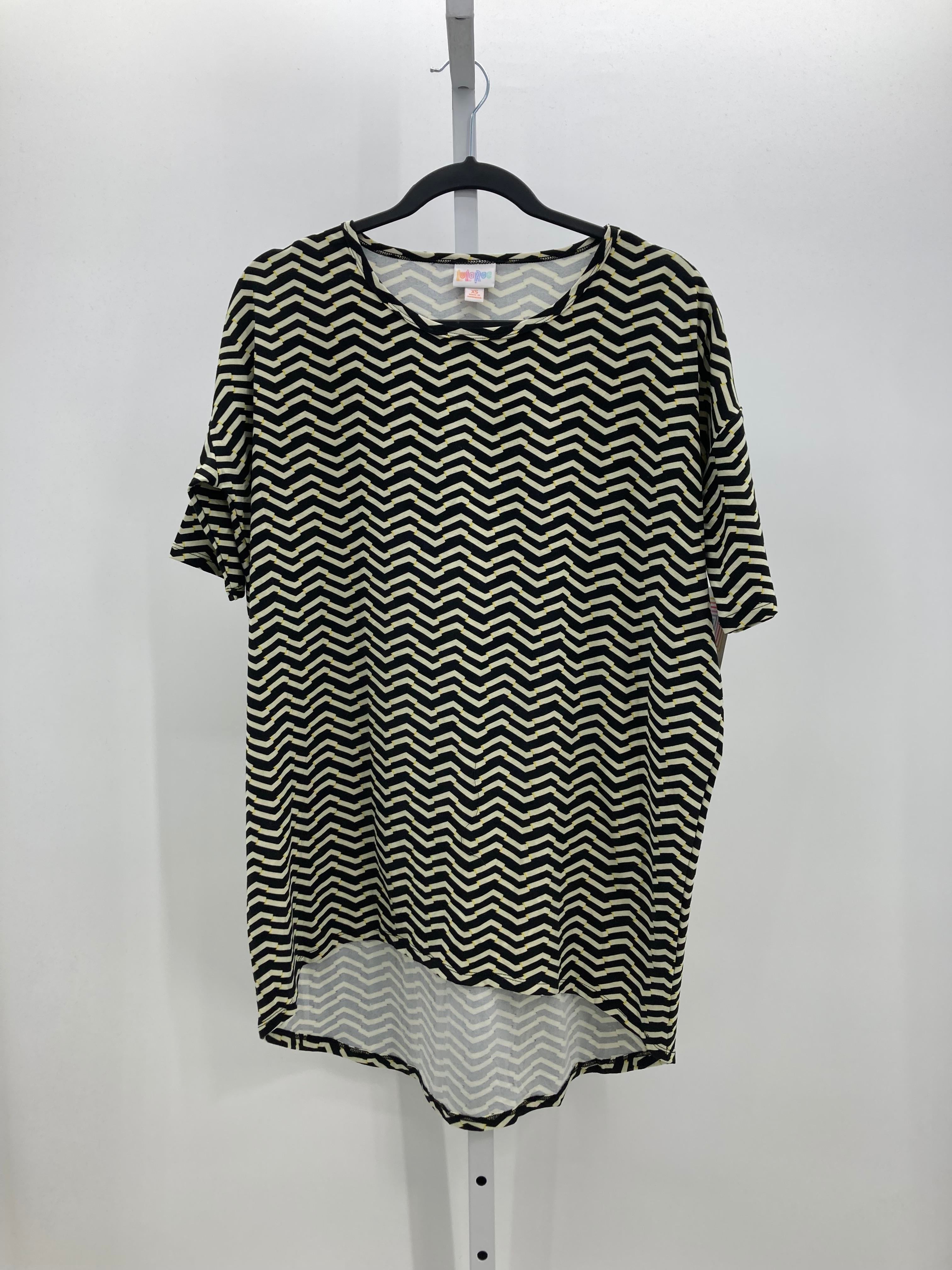Lularoe Size X Small Misses Short Sleeve Shirt