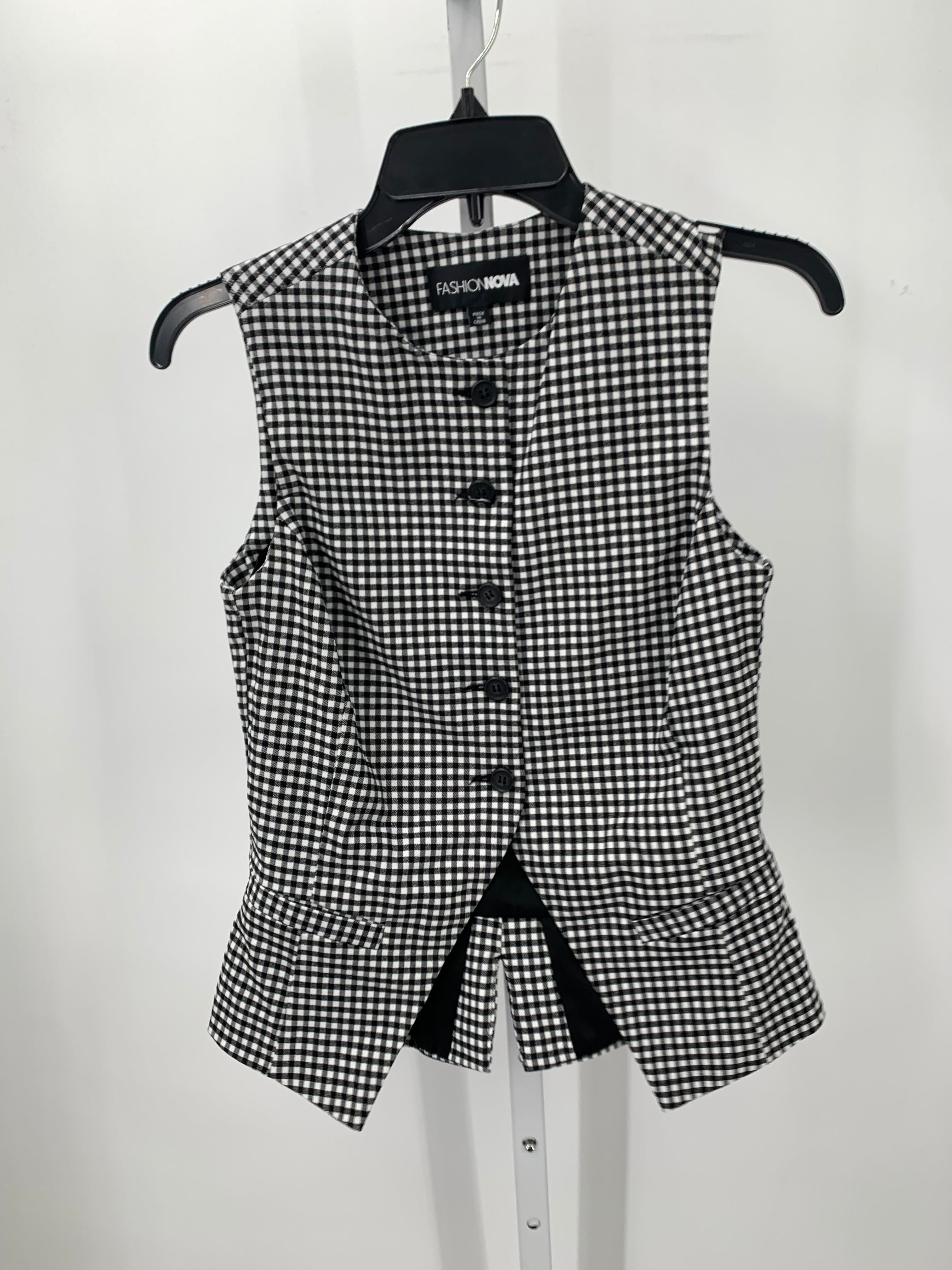 Size X Small Juniors Vest