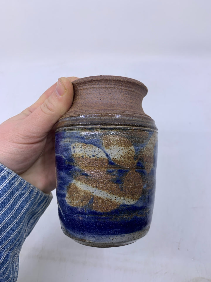 DARK BROWN POTTERY VASE- KH.