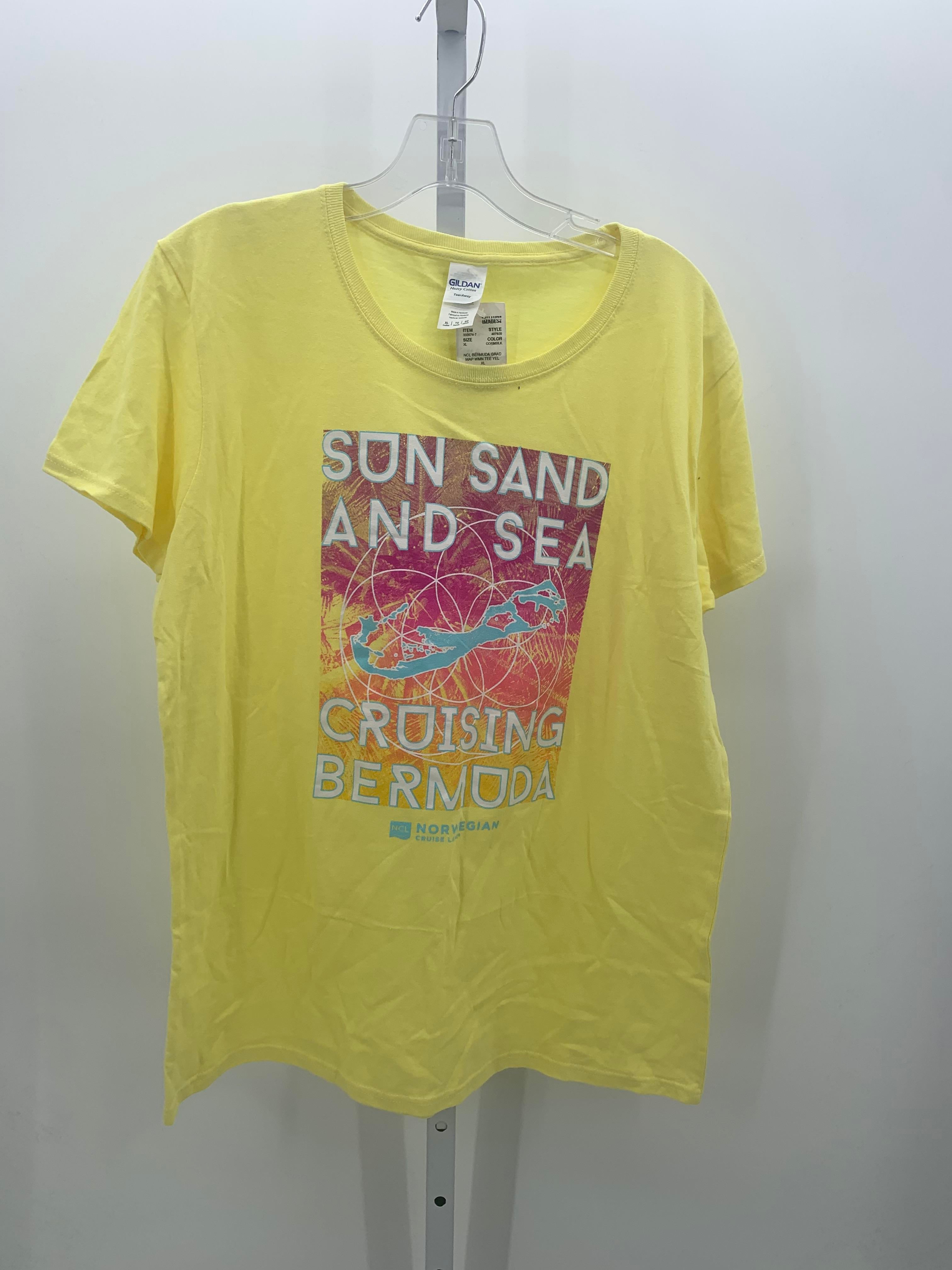 Gildan Size Extra Large Misses Short Sleeve Shirt