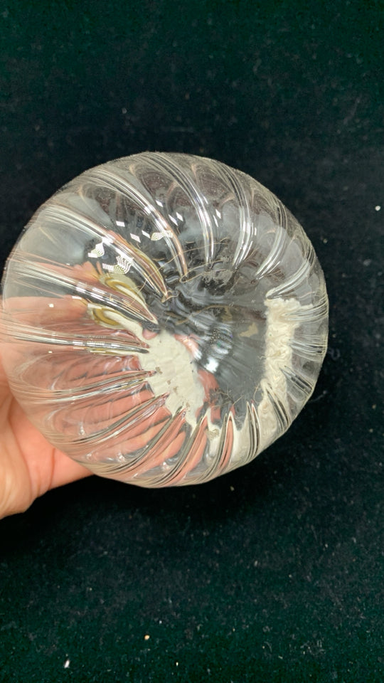 SMALL RIBBED GLASS OIL LANTERN BALL.