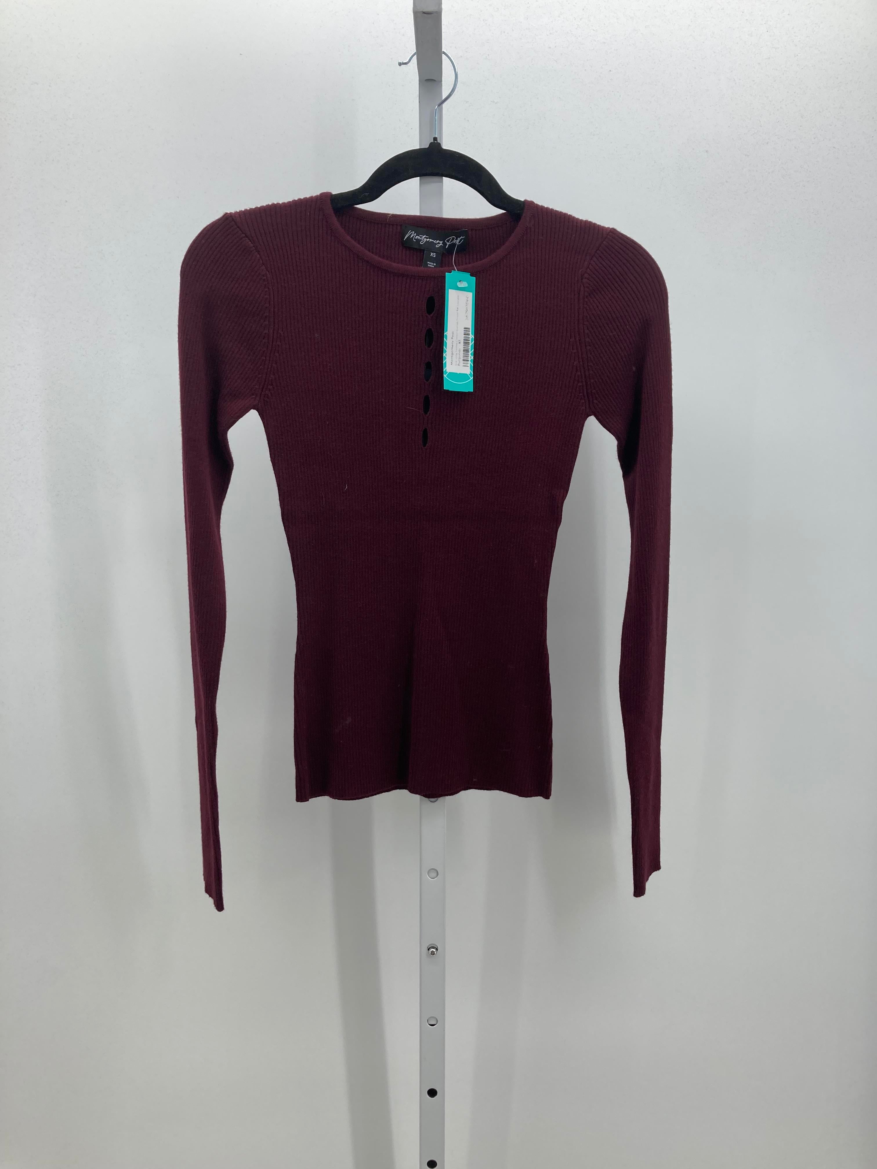 Size X Small Juniors Long Sleeve Sweater