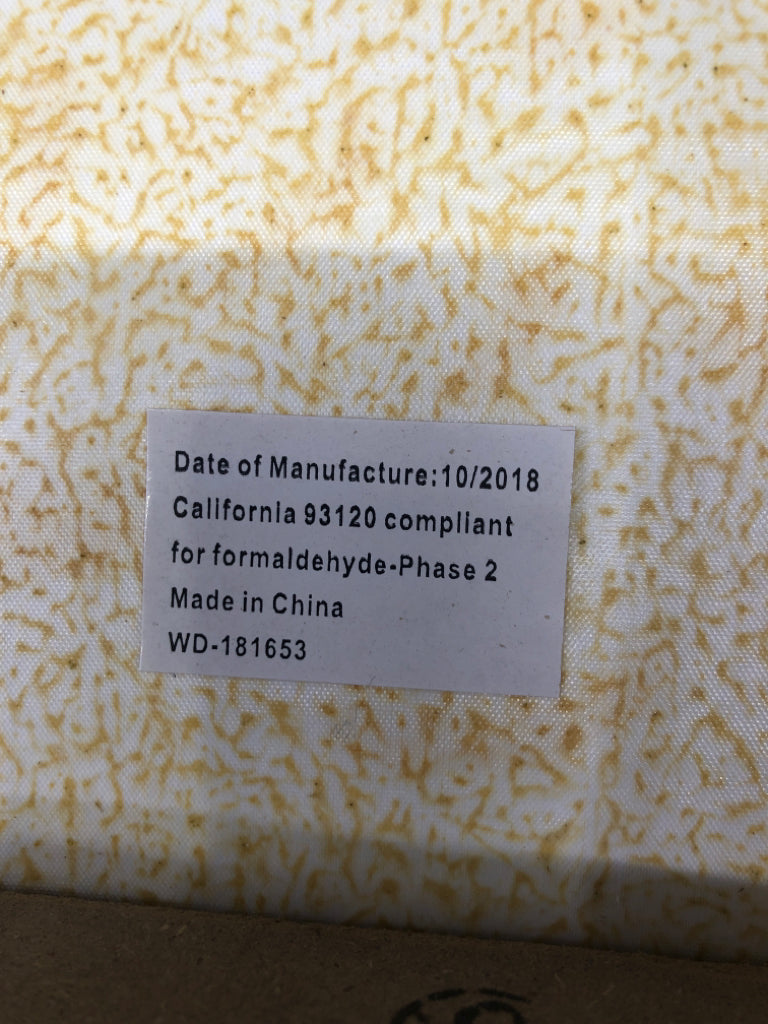 2 SMALL SQUARE ASSORTED SUCCULENTS CANVAS.