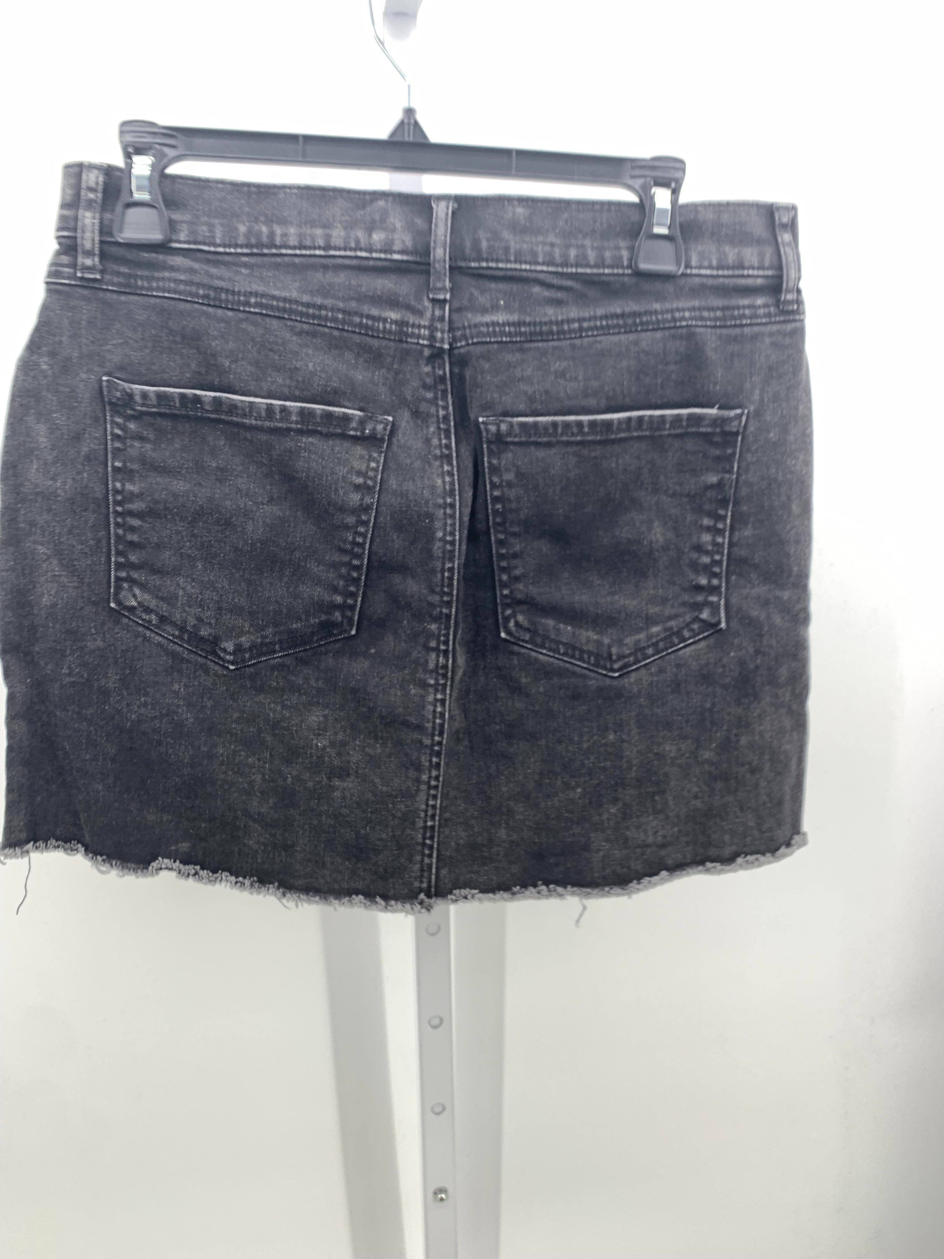 Express Size 6 Misses Skirt