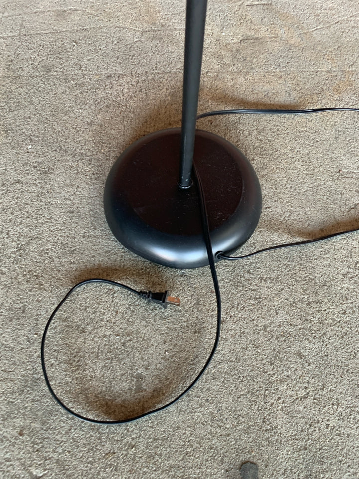 TALL BLACK FLOOR LAMP.
