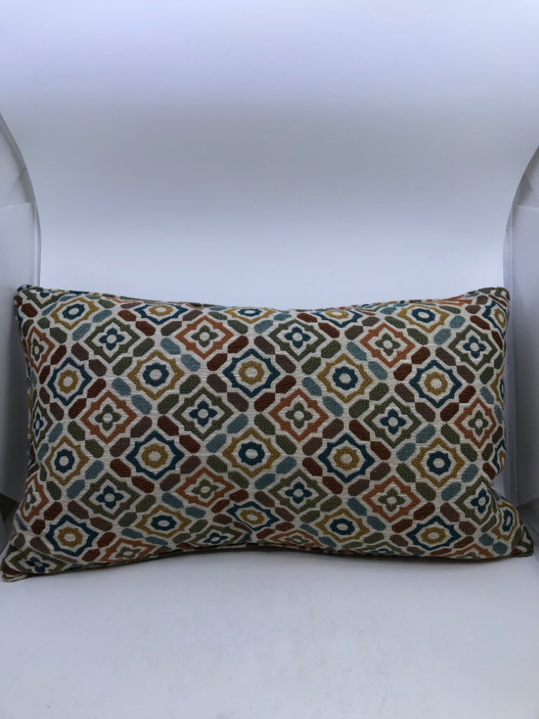 GEOMETRIC STITCHED RECTANGLE ACCENT PILLOW.