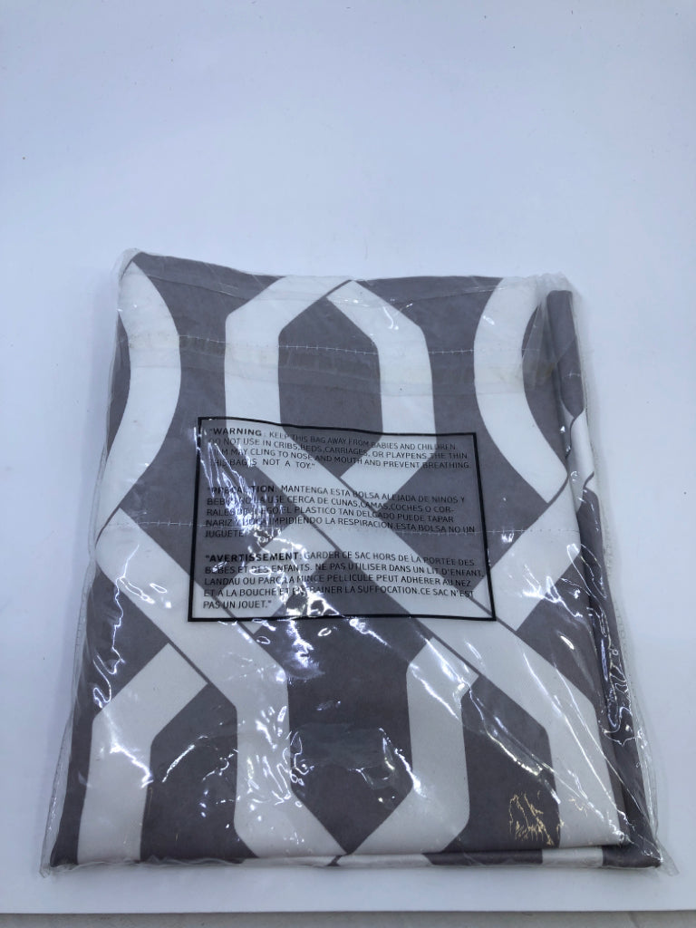 NIP HALF MOON VALANCE.