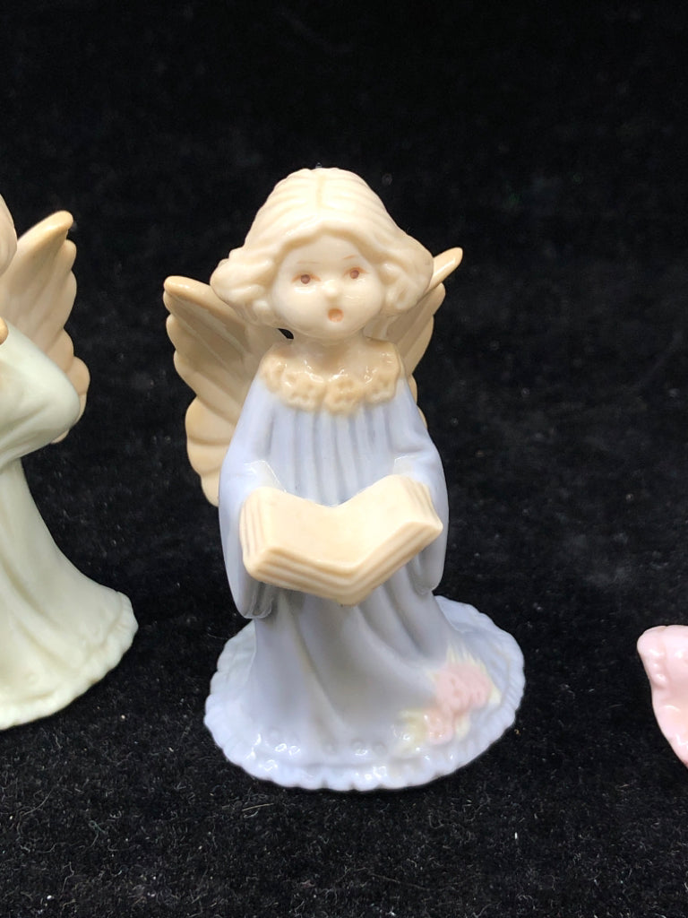 3PC VTG PORCELAIN ANGEL FIGURINES.
