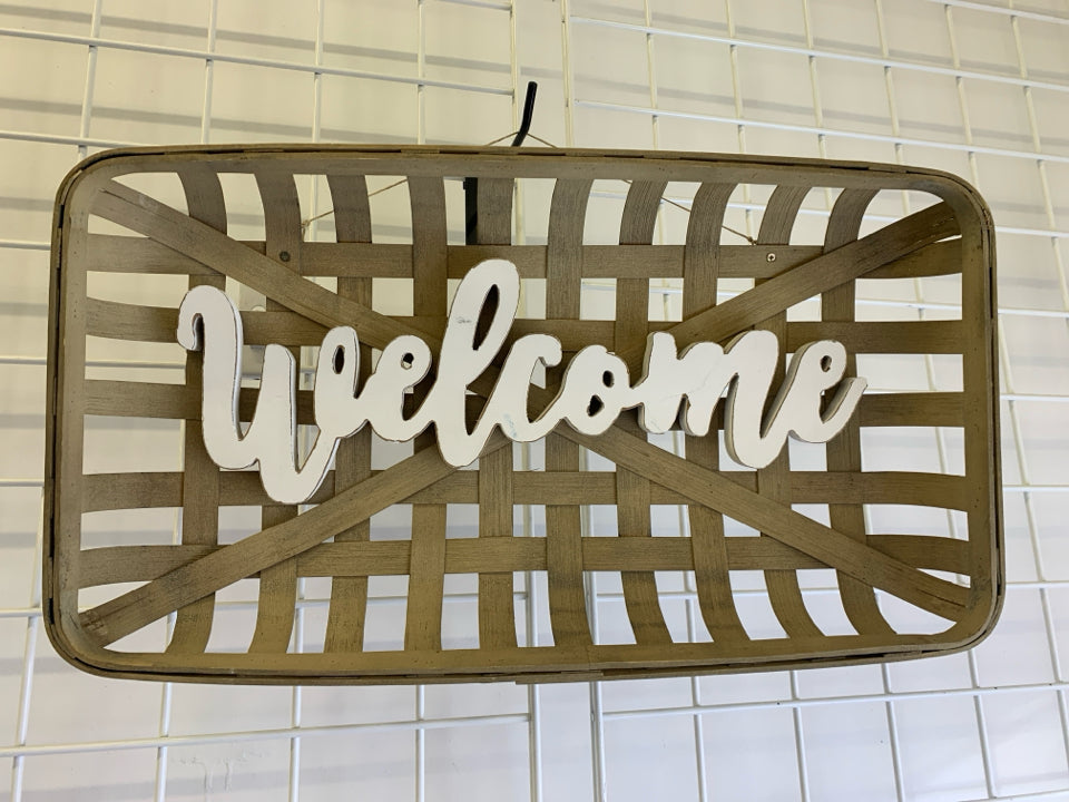 GREY WELCOME TOBACCO BASKET WALL HANGING.