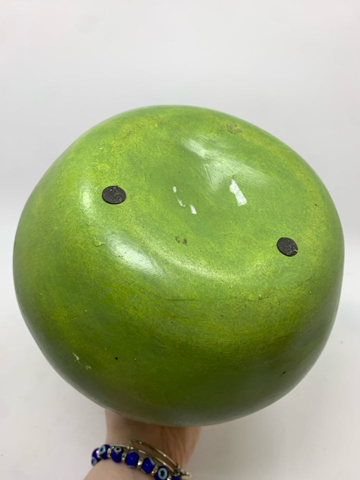 LARGE RESIN PEAR DECOR.