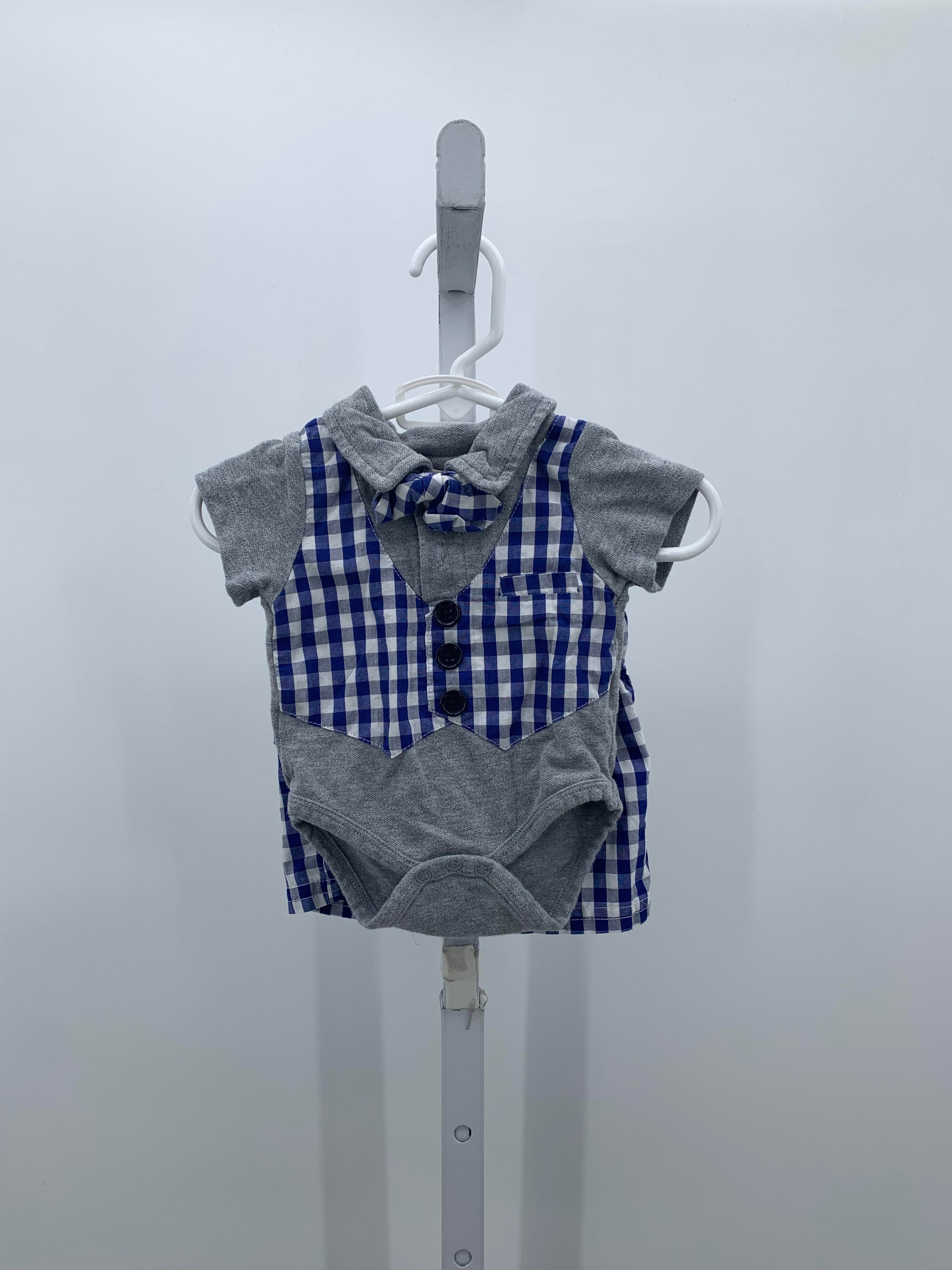 PLAID POLO BOW TIE SHIRT AND SHORTS.
