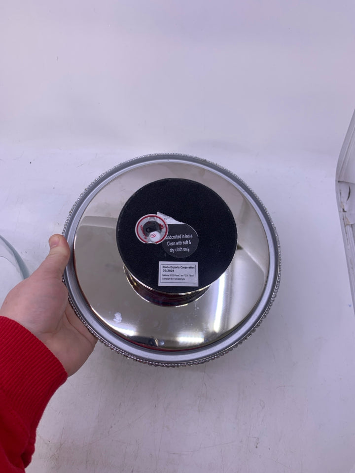 METAL BASE W/ GLASS DOME JEWELED.