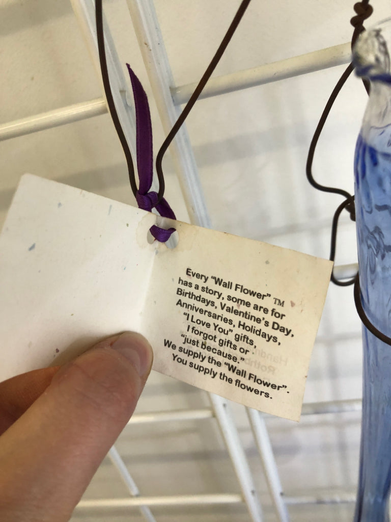 BLOWN GLASS BUD VASE WALL HANGING.