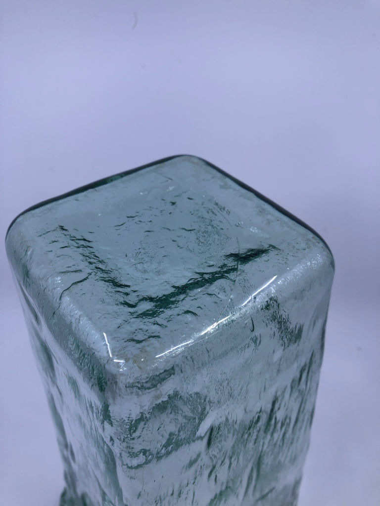 PALE GREEN WAVY GLASS SQUARE VASE.
