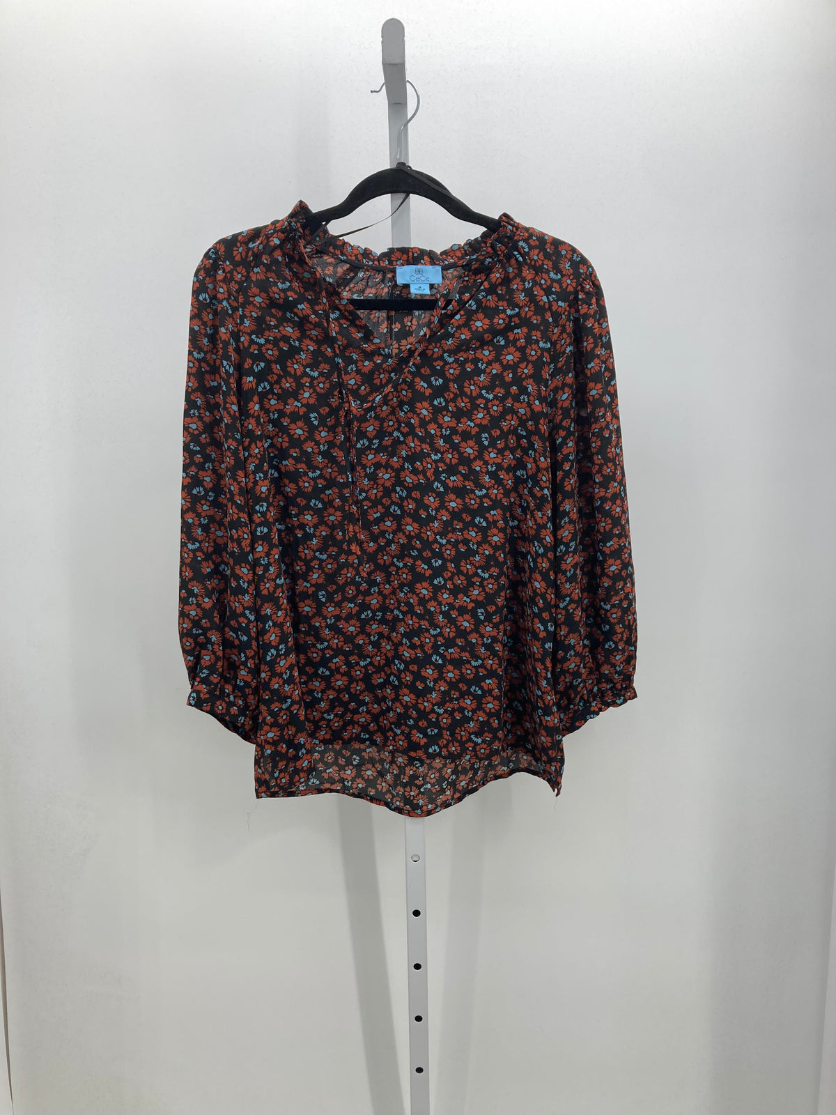 CeCe Size Medium Misses 3/4 Sleeve Shirt