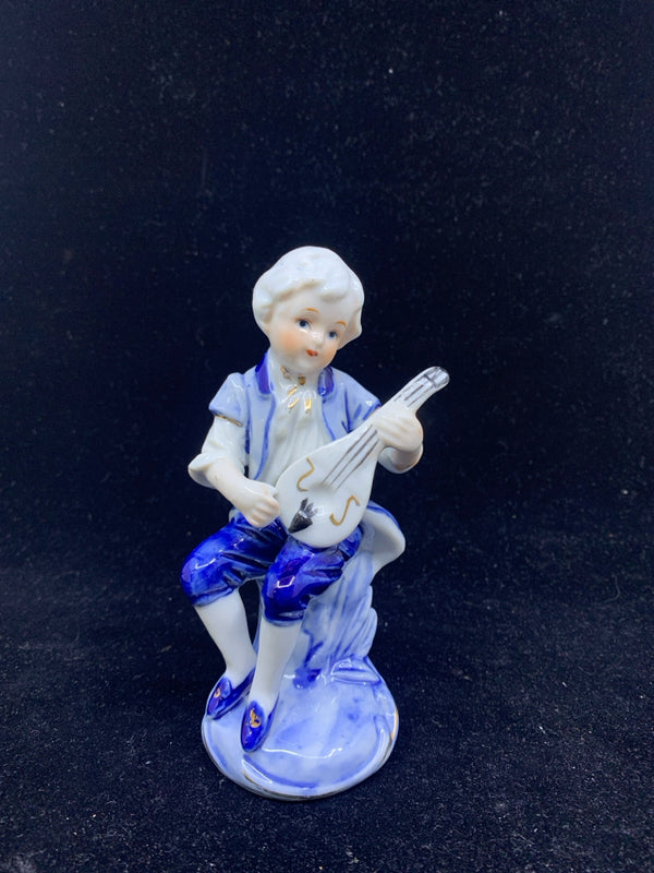 VTG PORCELAIN BOY SITTING PLAYING THE LUTE.