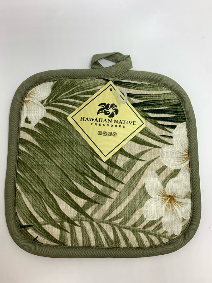 NWT HAWAIIAN NATIVE POT HOLDER.