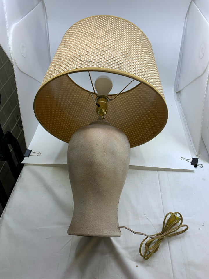 RED AND WHITE OMBRE BASE LAMP W WOVEN SHADE.