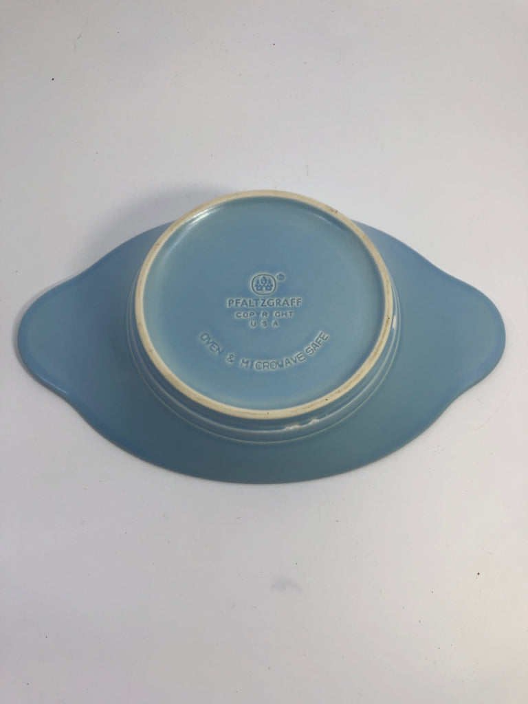 LT BLUE OVAL AU GRATIN BAKING DISH.