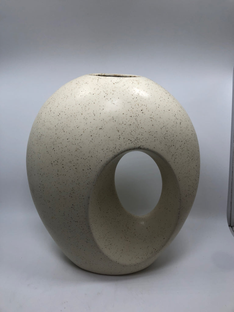 WHITE SPECKLED ABSTRACT PORTUGAL VASE.