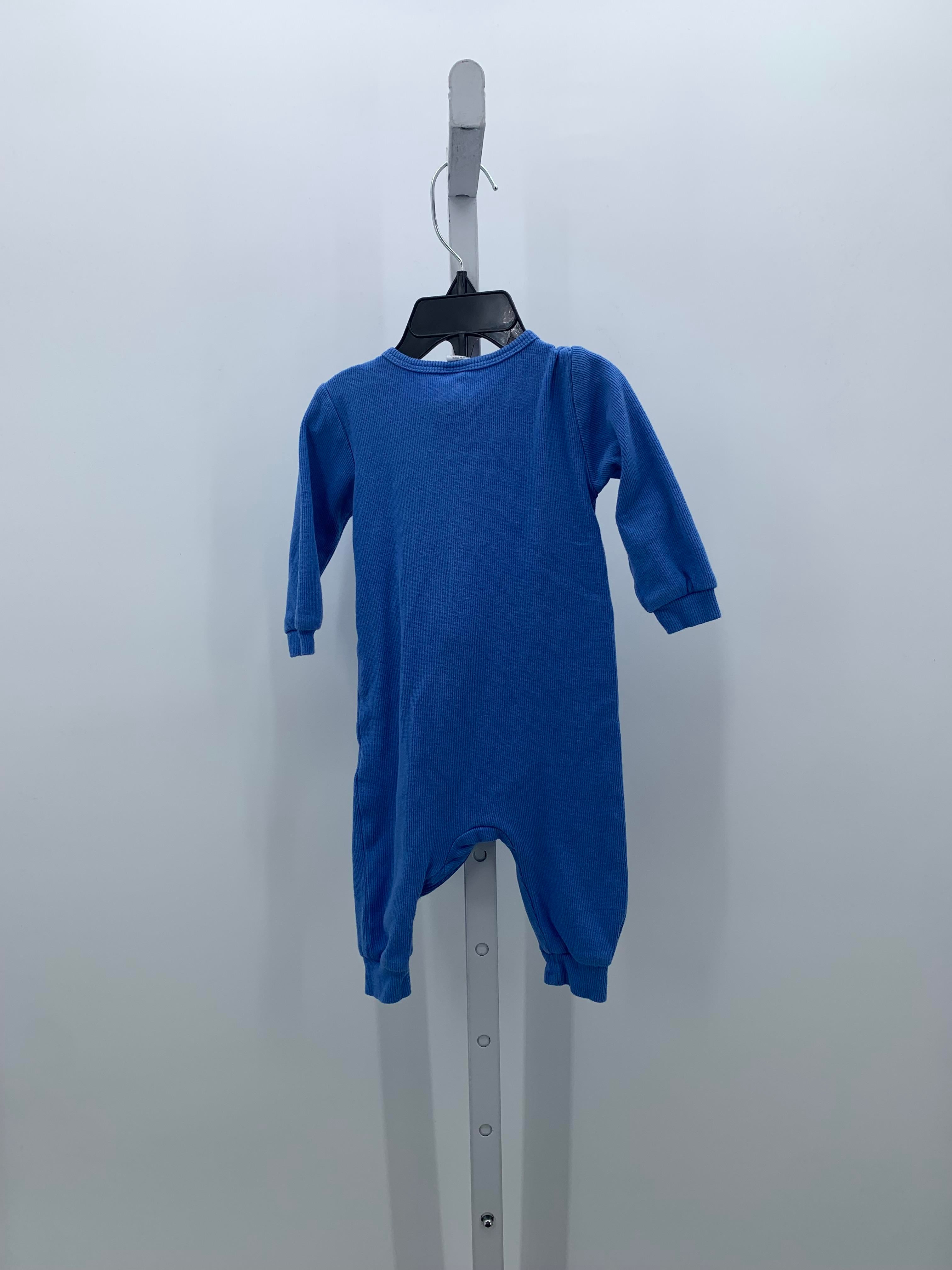 RIBBED ZIP KNIT.