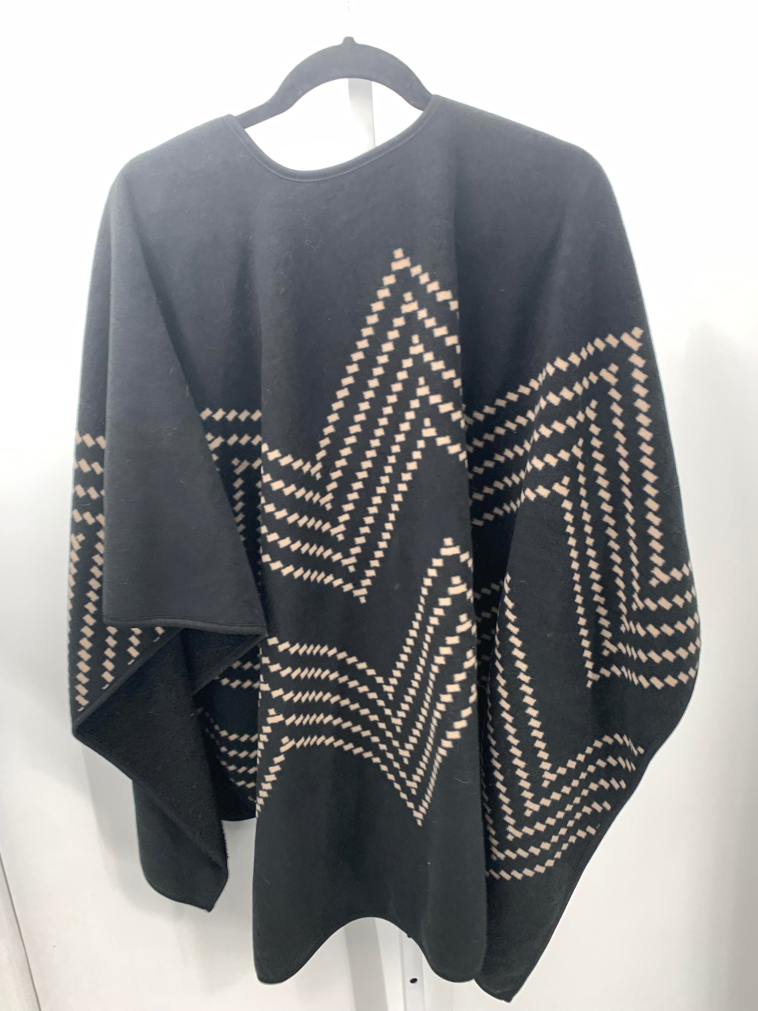 Size Medium Misses Shawl
