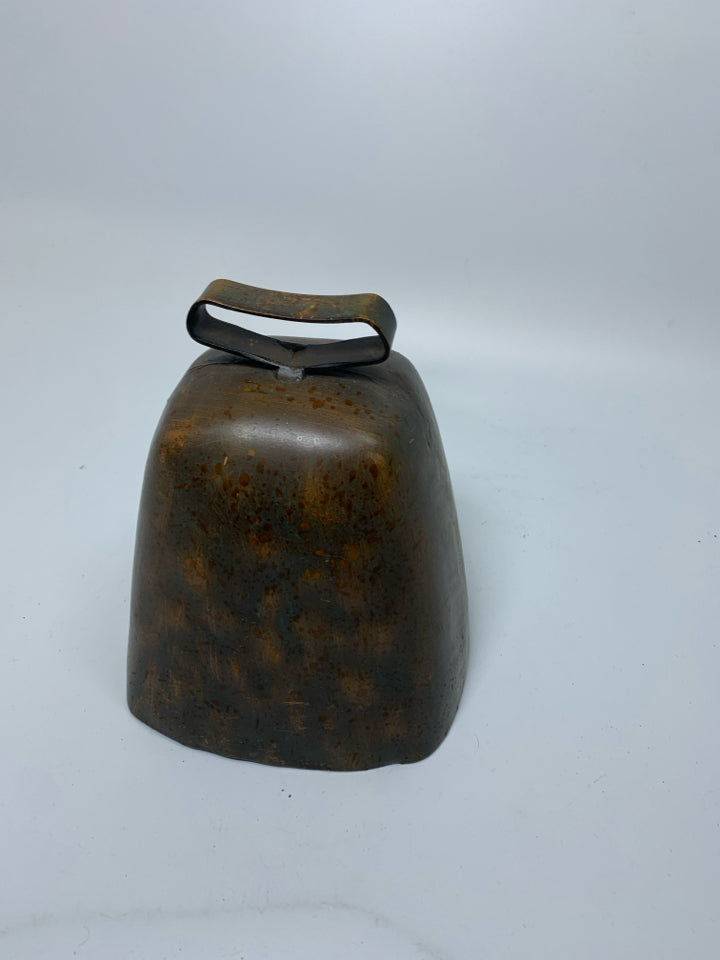 LARGE COW BELL DECOR.