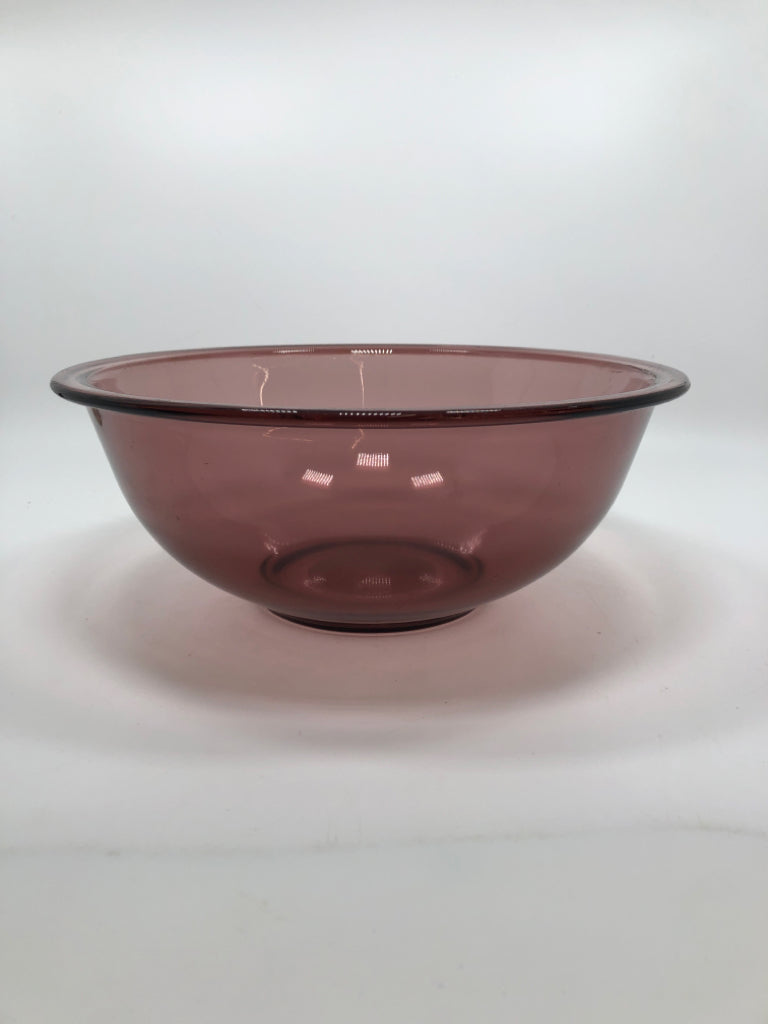 PYREX PINK GLASS MIXING BOWL.