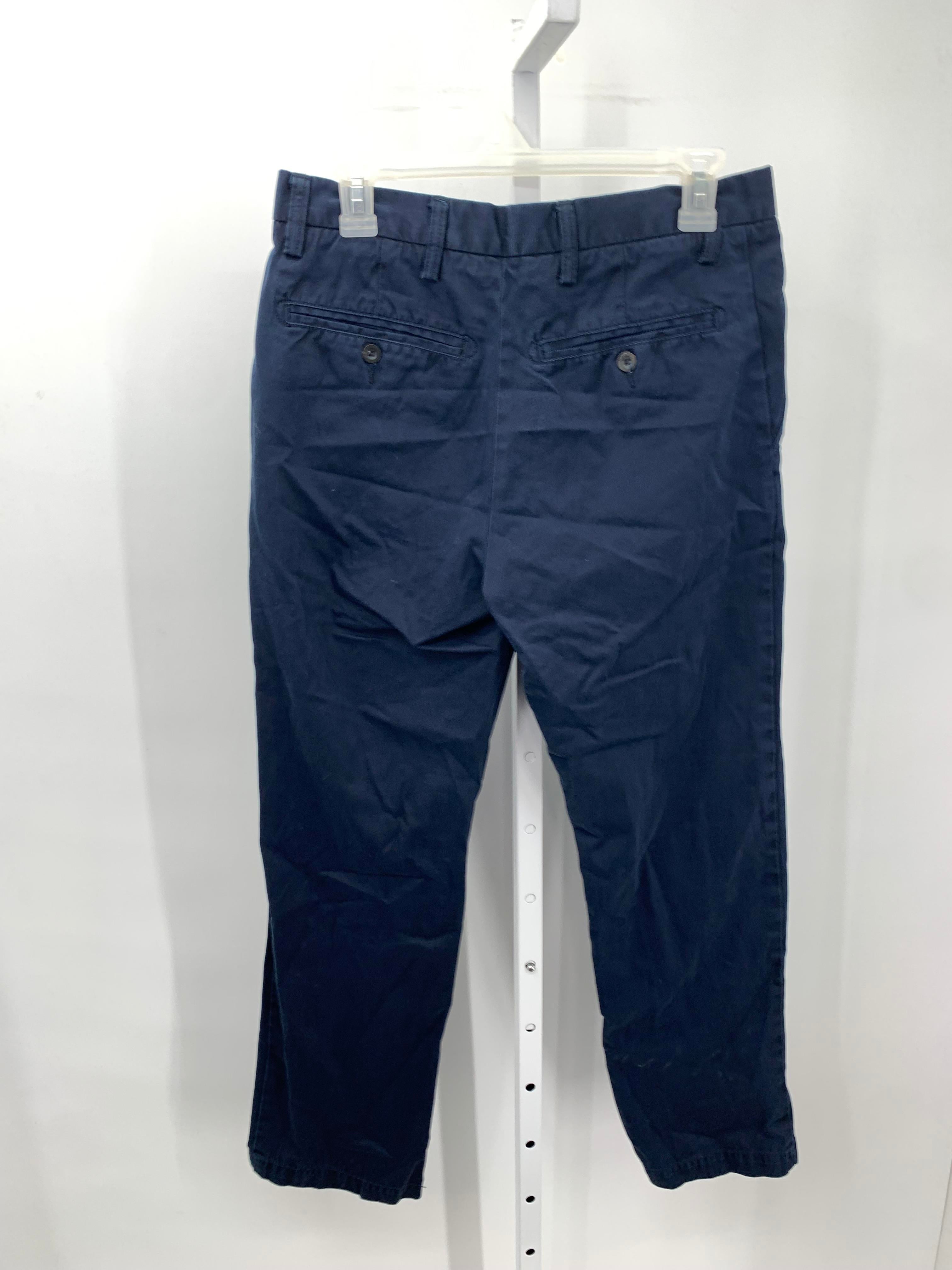 REGULAR FIT PANTS.