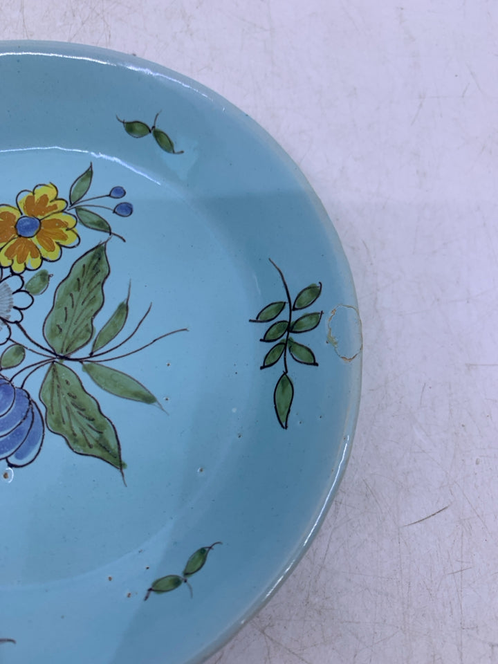 VTG 3 PC LIGHT BLUE CANISTER W/ DRIP PLATE FLORAL.