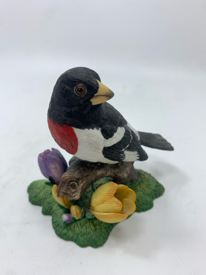 LENOX GROSBEAK BIRD FIGURINE.