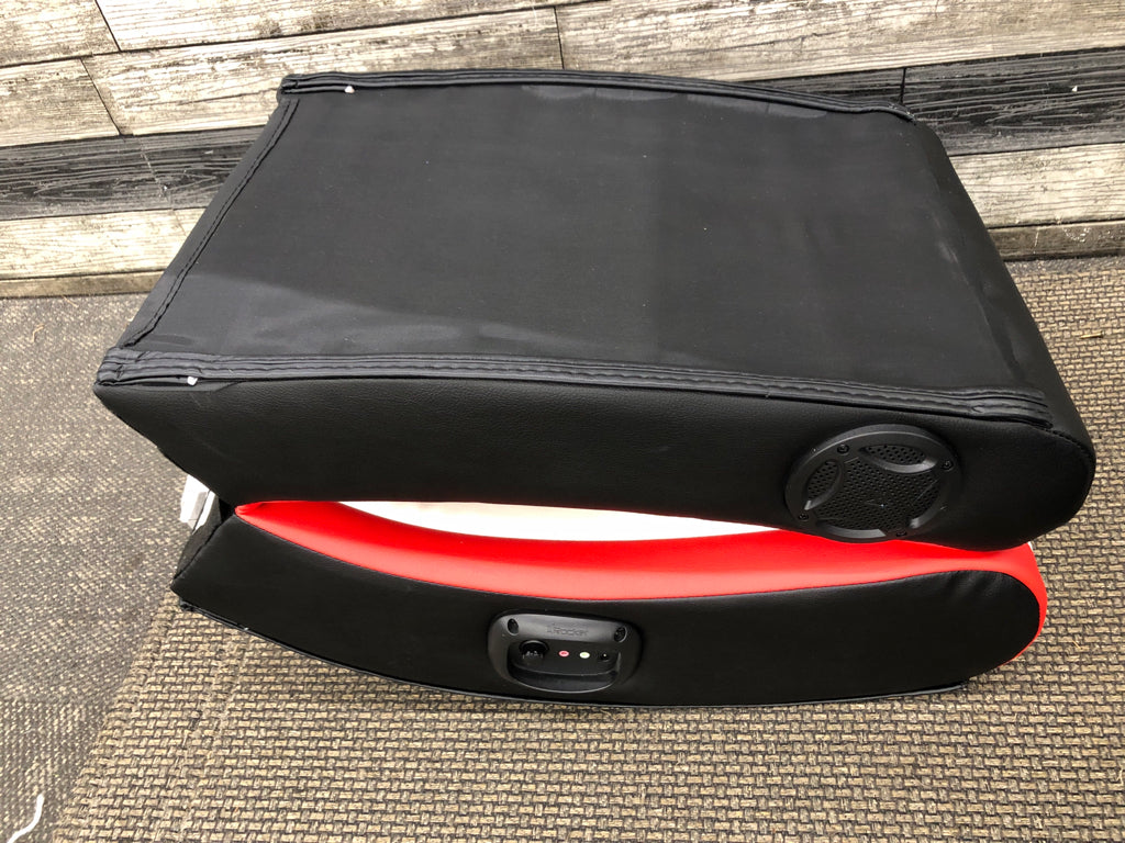 XROCKER FOLDABLE GAMING CHAIR W/HEADSET PORT.