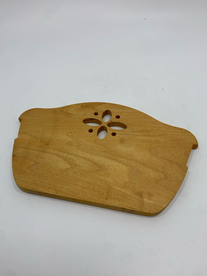 LONGABERGER WOOD BREAD BASKET DIVIDER.