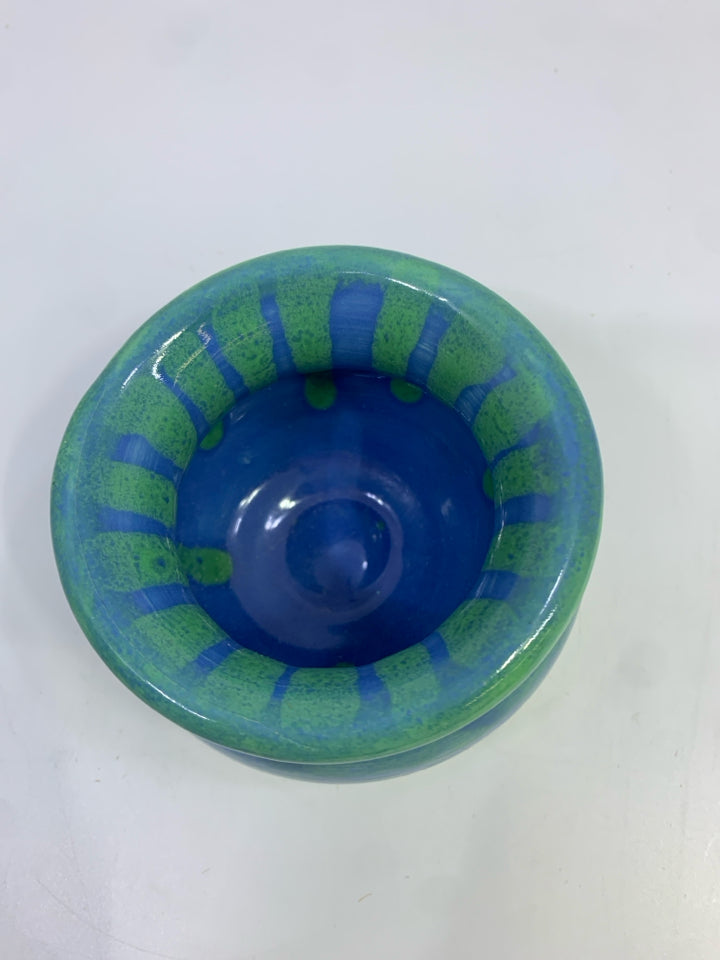 SMALL HANDMADE BLUE AND GREEN GLAZED POTTERY VASE.