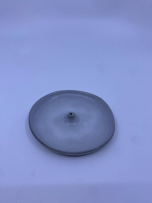 SMALL WHITE POTTERY INCENSE HOLDER 4.