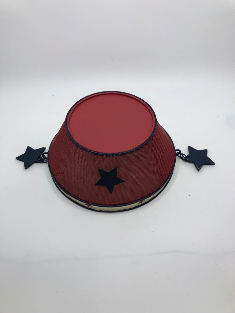 AMERICANA METAL BOWL W/DANGLING STARS.