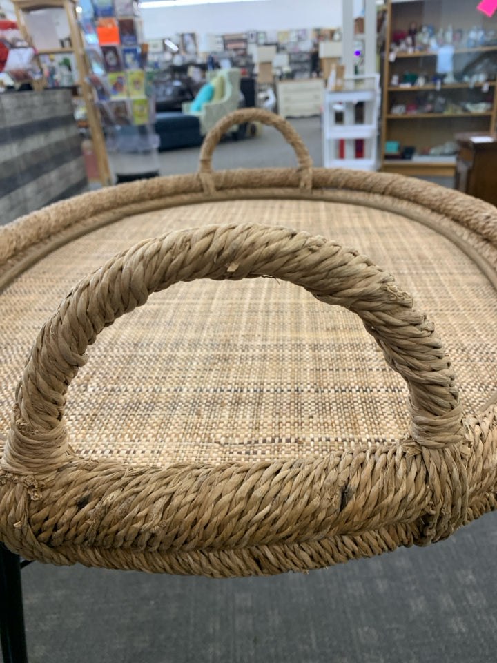 LG OVAL WOVEN WICKER TRAY W/HANDLES.