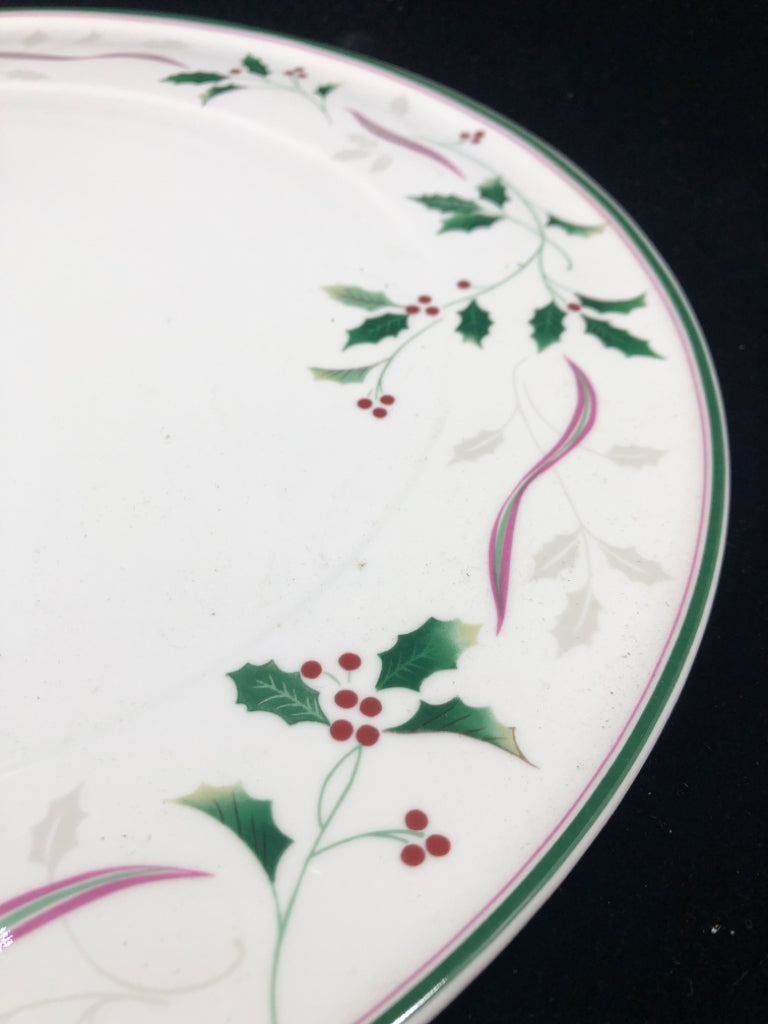 MIKASA ROUND HOLLY SERVING PLATTER.